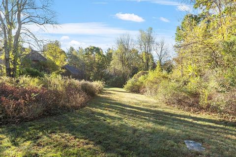 Lot 1 Manning St. Holden MA 01522