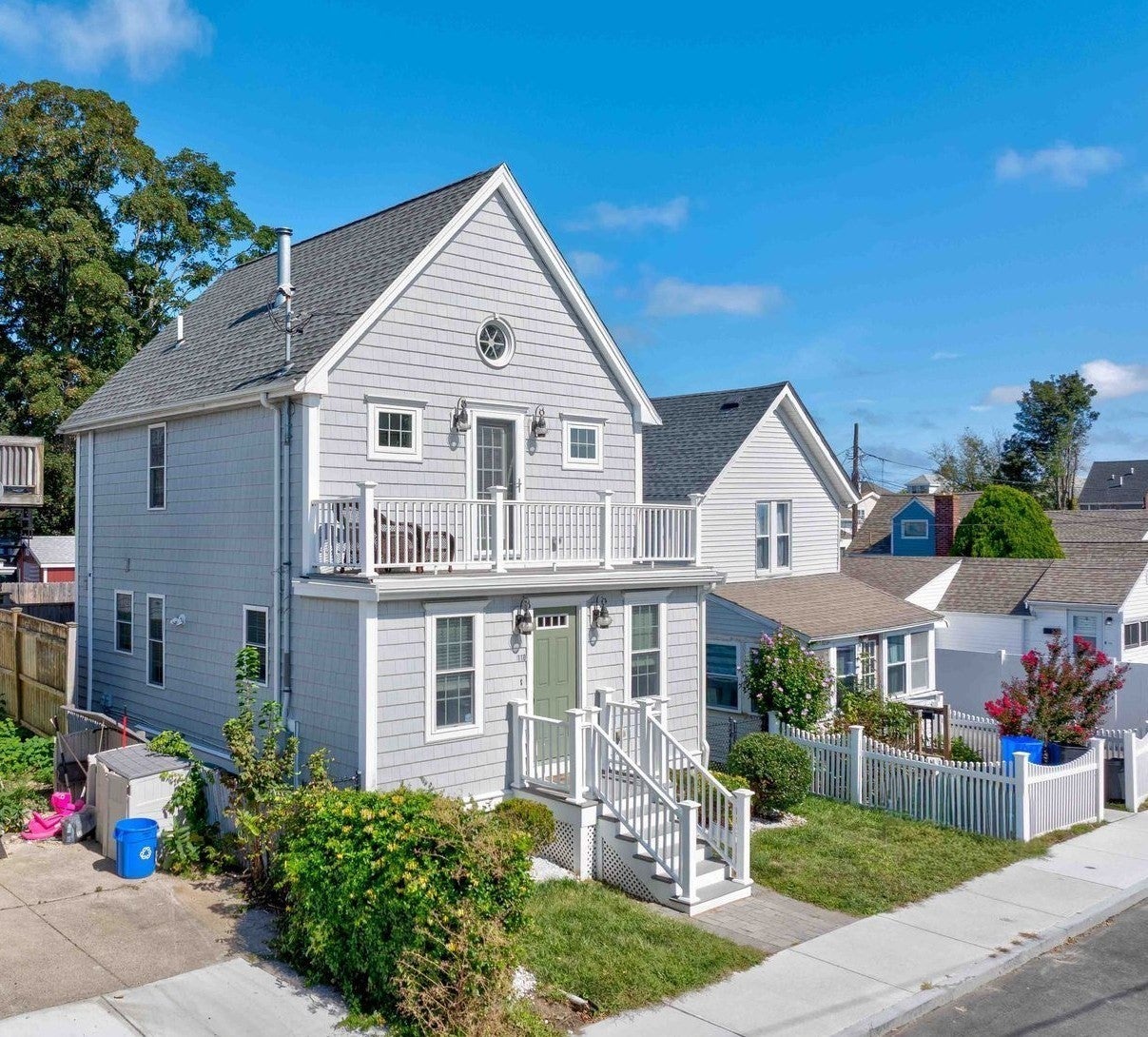 110 Charles St