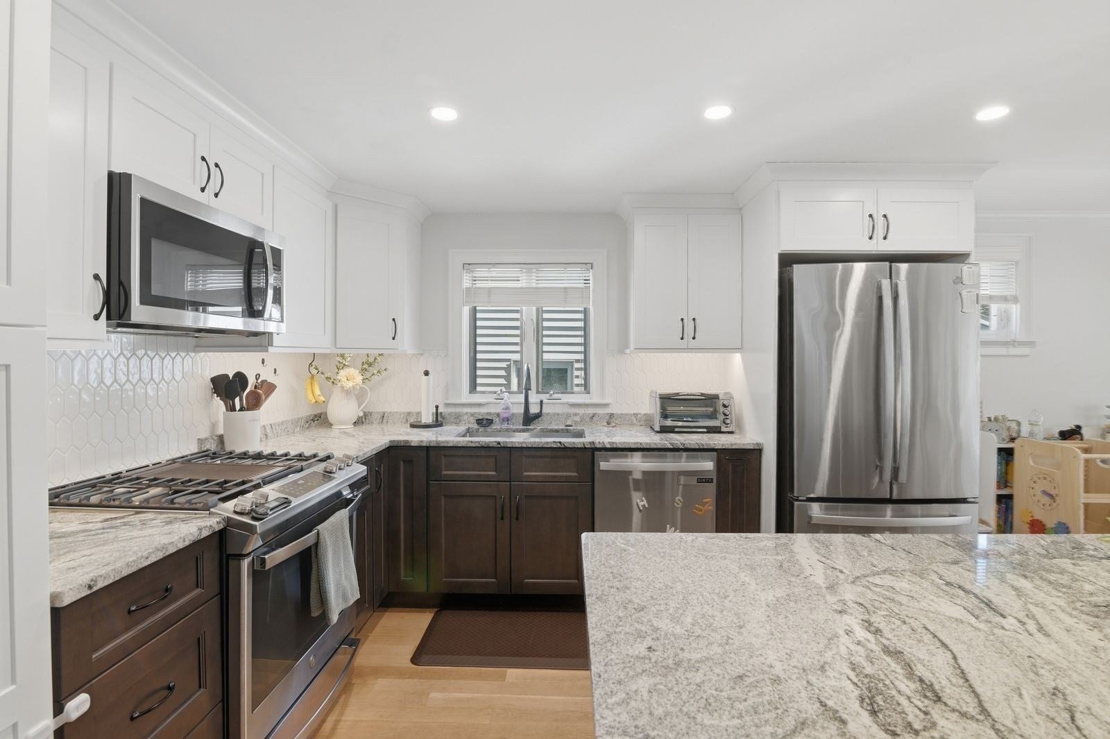 110 Charles St, Quincy, MA, 110 Charles St, Quincy, MA Photo #20