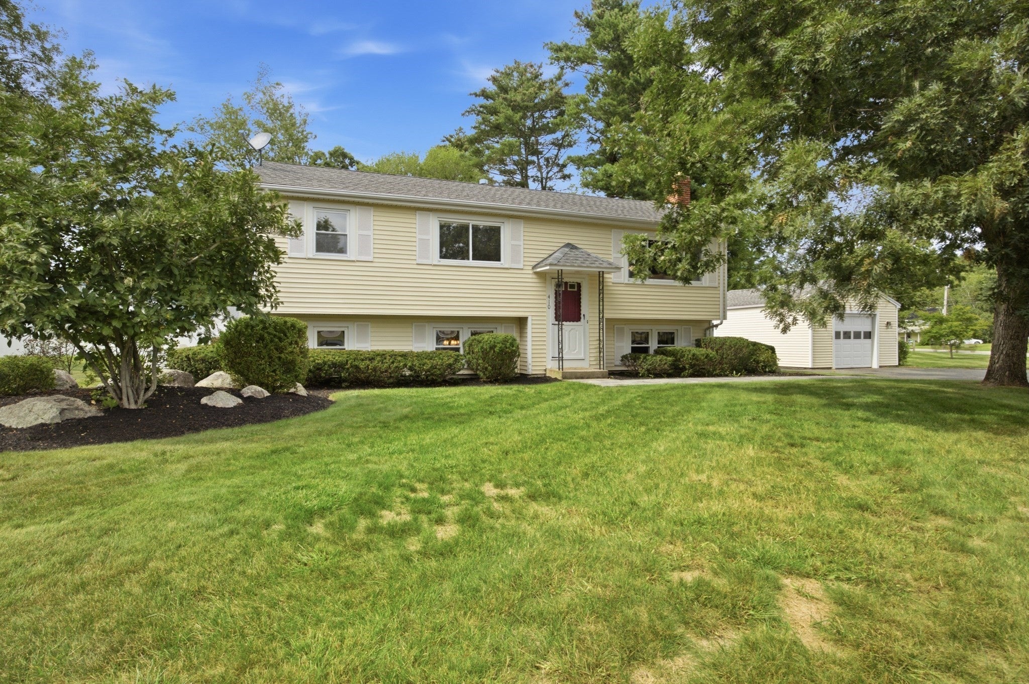 410 Crescent St, East Bridgewater, MA, 410 Crescent St, East Bridgewater, MA Photo #2