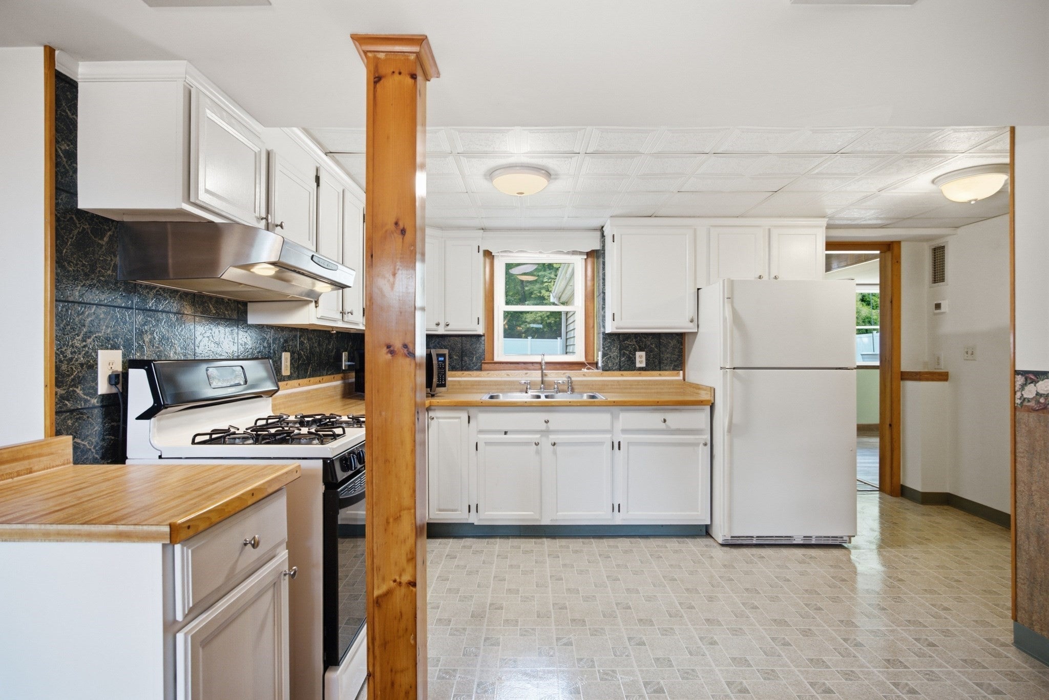 410 Crescent St, East Bridgewater, MA, 410 Crescent St, East Bridgewater, MA Photo #12