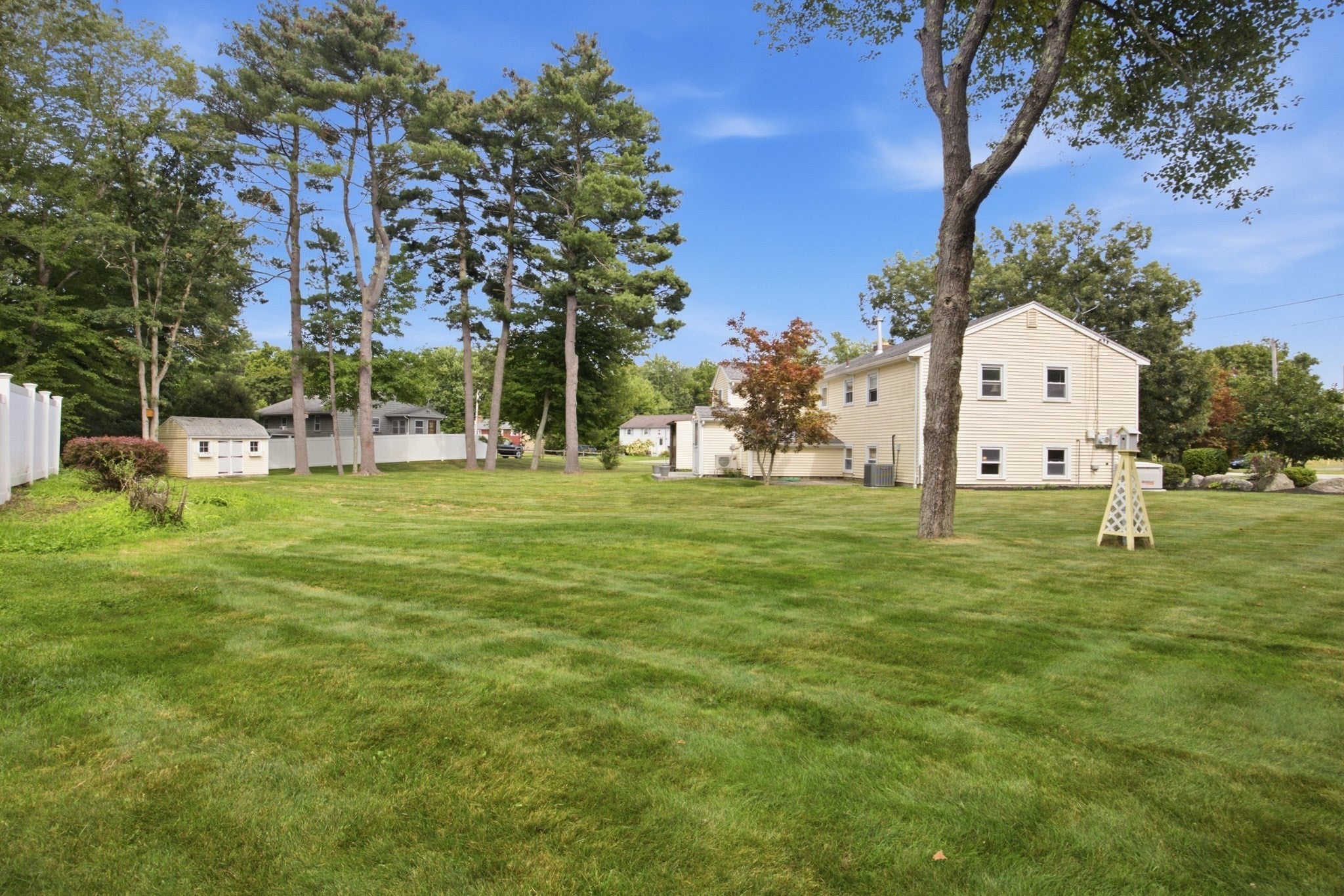 410 Crescent St, East Bridgewater, MA, 410 Crescent St, East Bridgewater, MA Photo #4