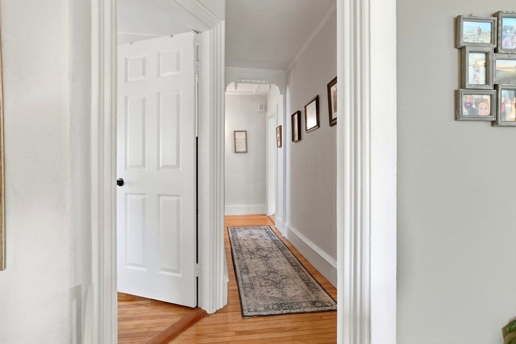 187 Burrill St #2, Swampscott, MA, 187 Burrill St #2, Swampscott, MA Photo #10