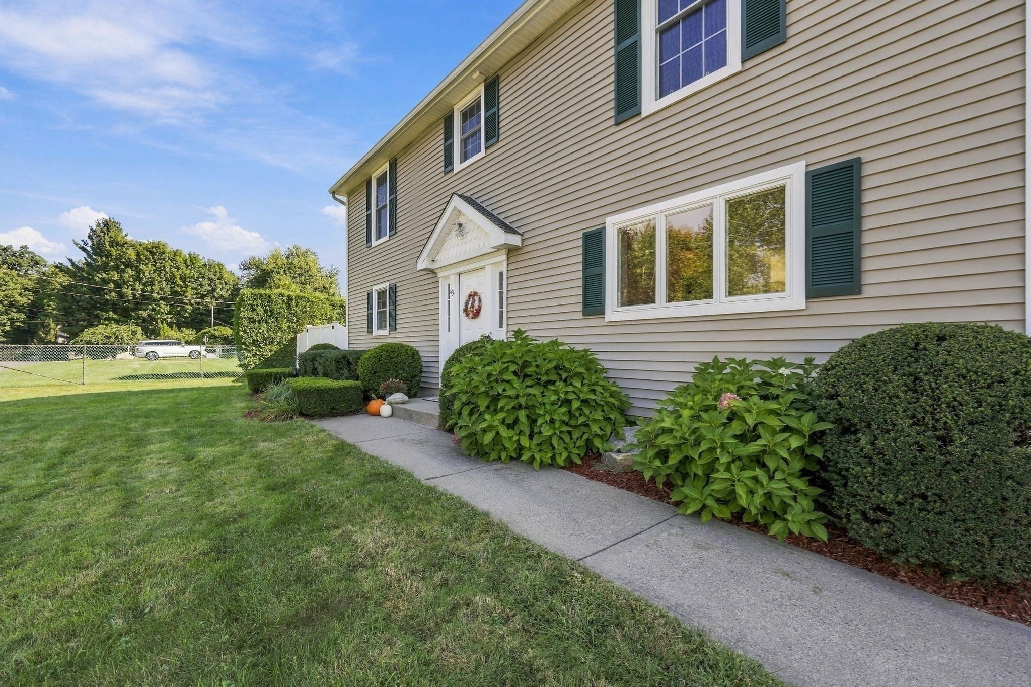 63 Autumn St, Agawam, MA, 63 Autumn St, Agawam, MA Photo #3