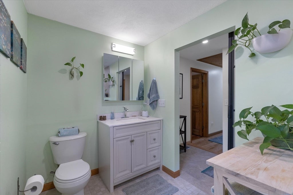59 Swan Lake Road, Yarmouth, MA Photo #18