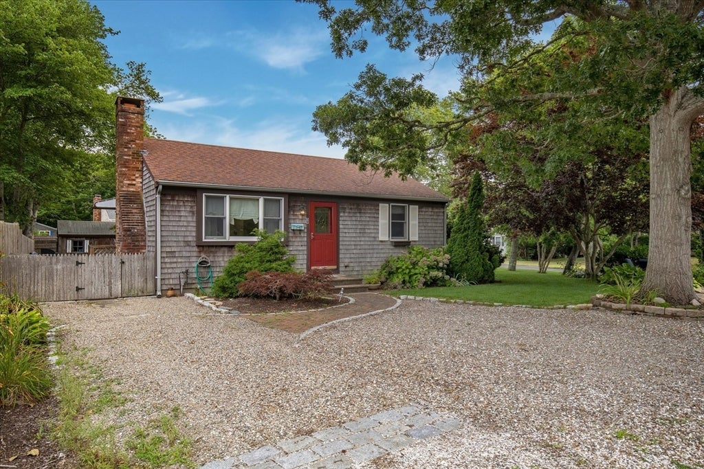 59 Swan Lake Road