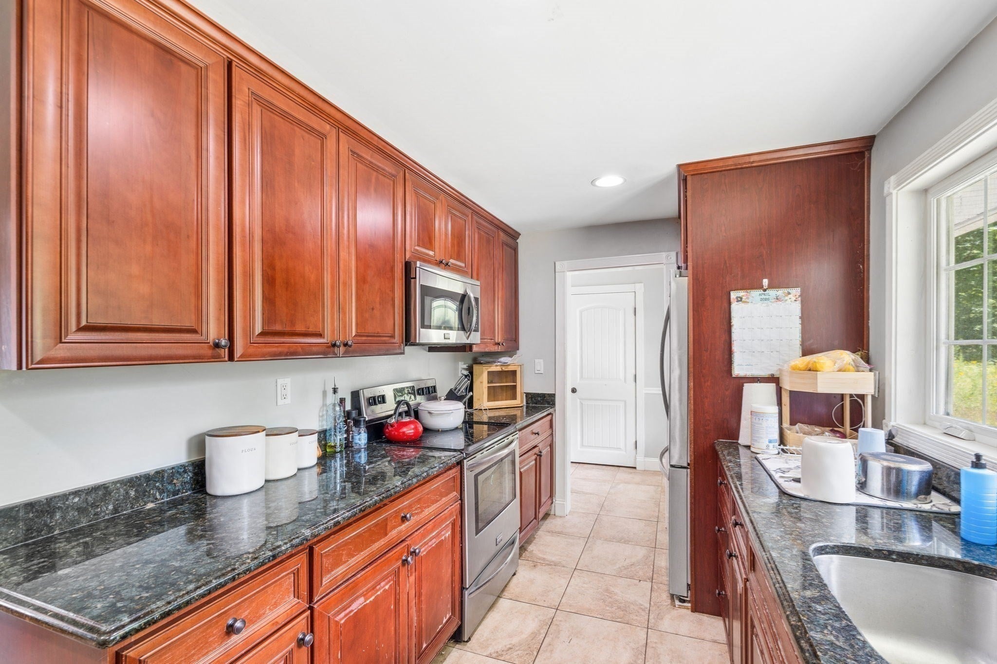 811 Chase Rd, Lunenburg, MA, 811 Chase Rd, Lunenburg, MA Photo #5