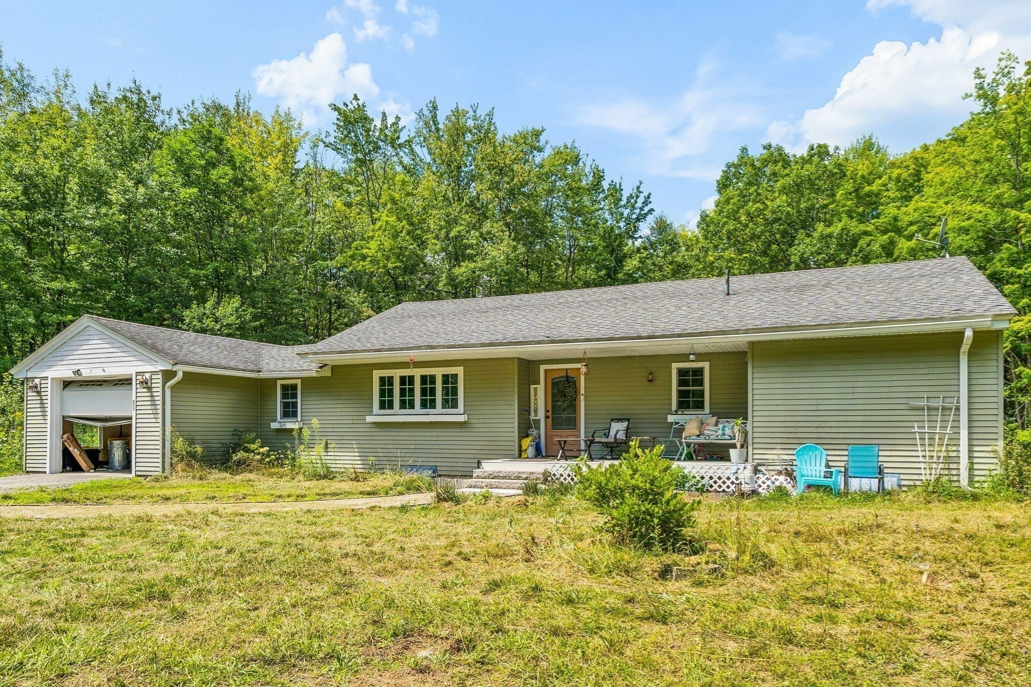 811 Chase Rd, Lunenburg, MA, 811 Chase Rd, Lunenburg, MA Photo #2