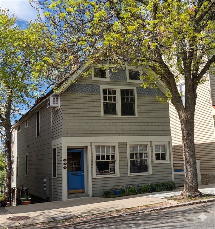 Click for 11-13 Pauline St, Winthrop, MA slideshow