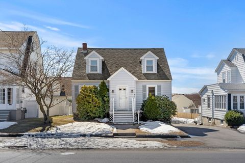 Photo of 183 Massachusetts Ave #1, North Andover, MA 01845 (MLS # 73487437)