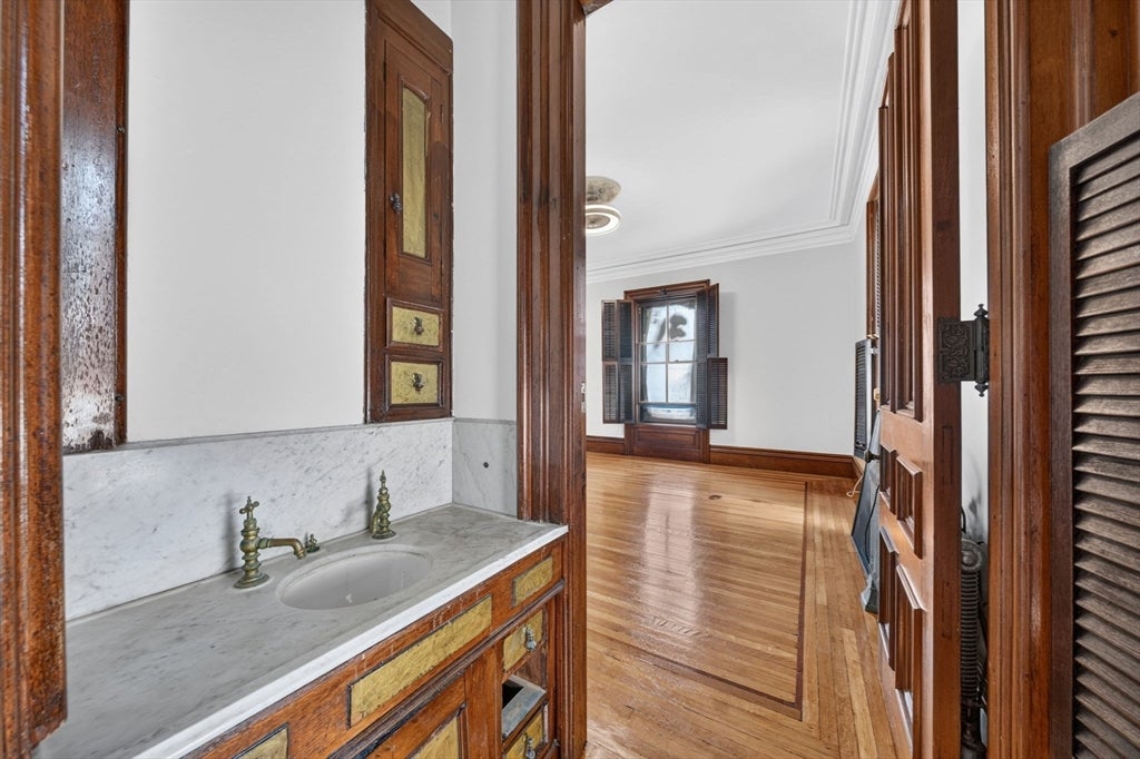 533 Locust St #5, Fall River, MA, 533 Locust St #5, Fall River, MA Photo #11