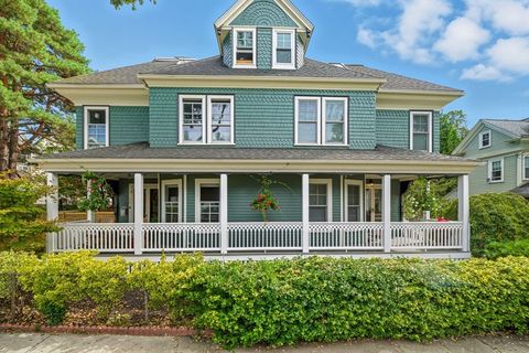 73 Tuttle St 73 Boston MA 02125