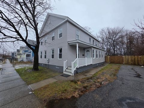 113-117 Cedar St Springfield MA 01105