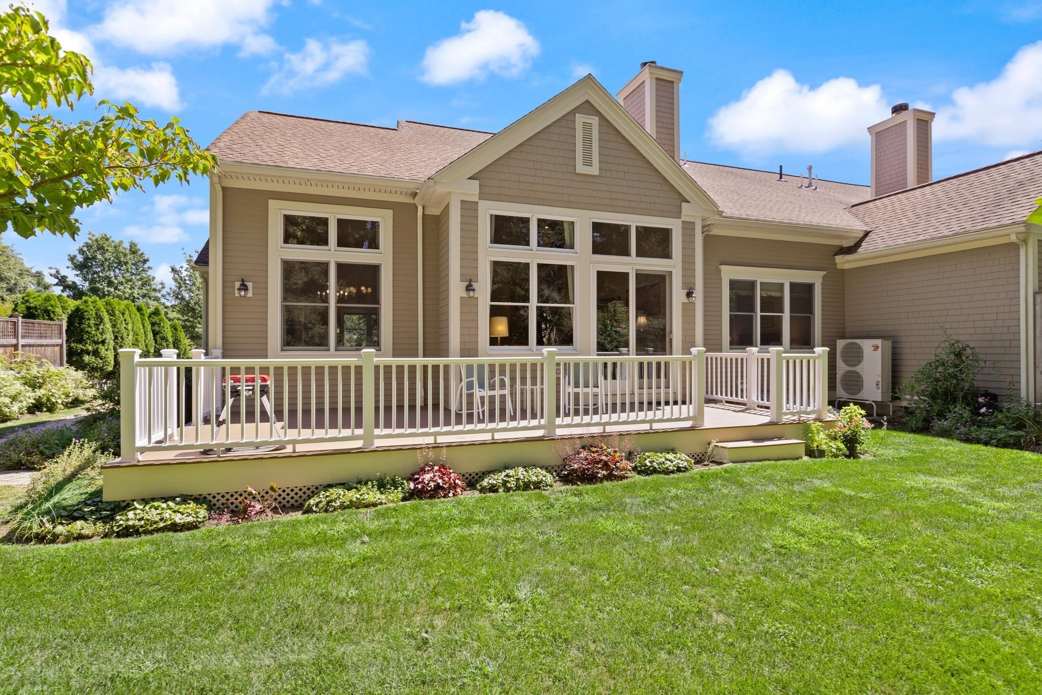231 Nobscot Rd 231
