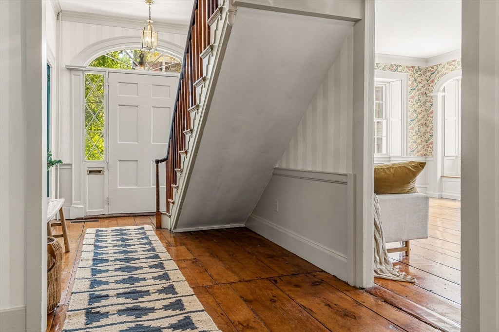 56 Lime St, Newburyport, MA, 56 Lime St, Newburyport, MA Photo #8
