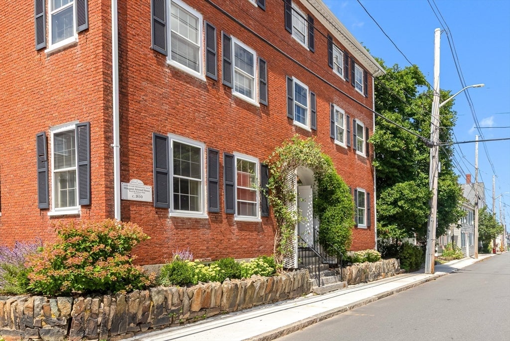 56 Lime St, Newburyport, MA, 56 Lime St, Newburyport, MA Photo #3