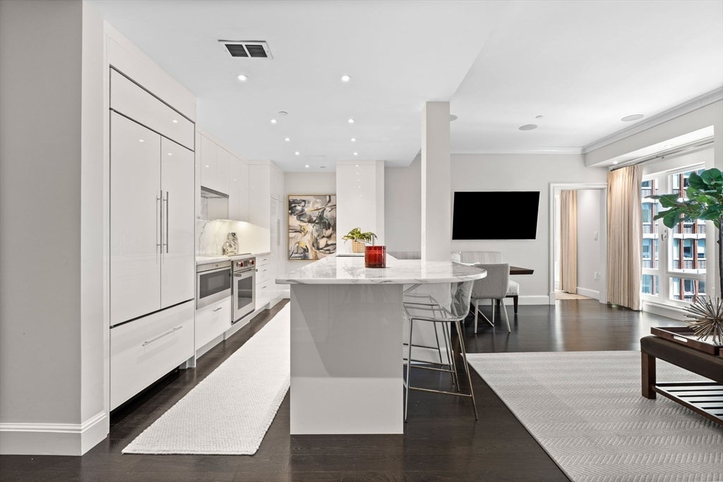 778 Boylston St 8E