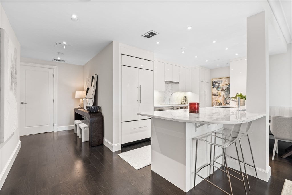 778 Boylston St 8E