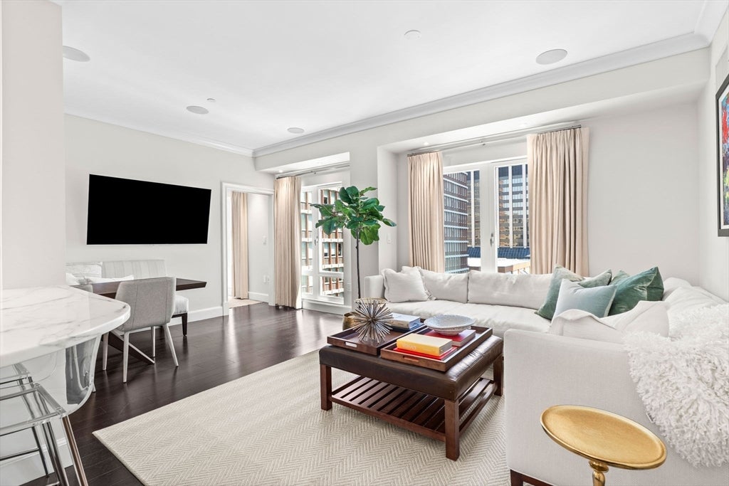 778 Boylston St 8E