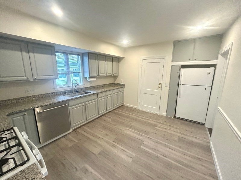 39 Billings Ave 2