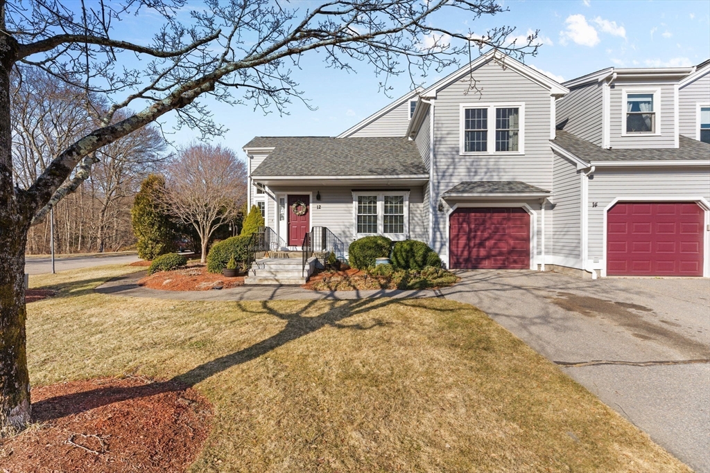 12 Spring Lane 12