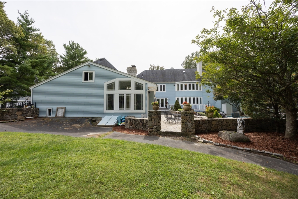 27 Elizabeth Rd
