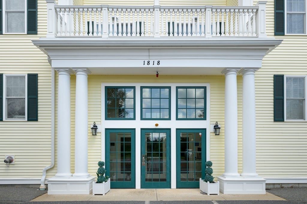 1818 Main St 110