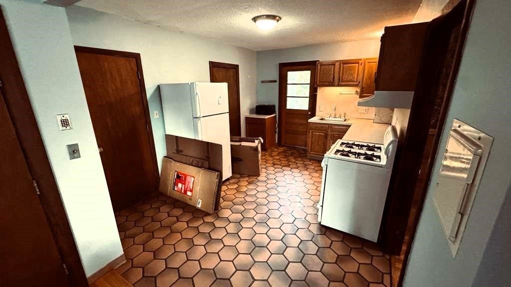 62 River St #3, Cambridge, MA, 62 River St #3, Cambridge, MA Photo #1