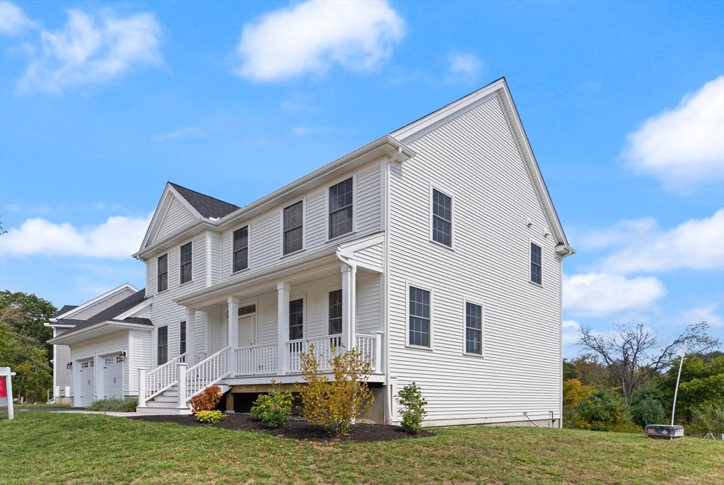 66 3 Parish Rd