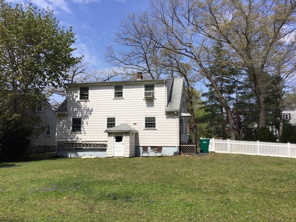 14 Locust St, Woburn, MA Photo #19