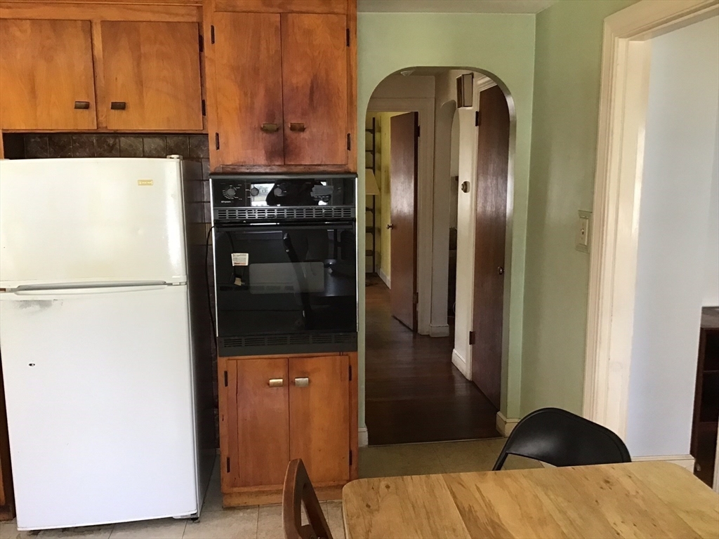 14 Locust St, Woburn, MA Photo #5
