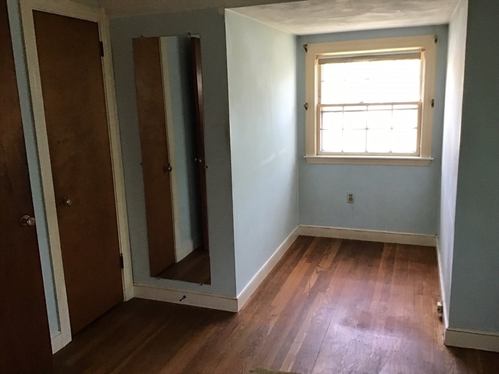 14 Locust St, Woburn, MA Photo #17