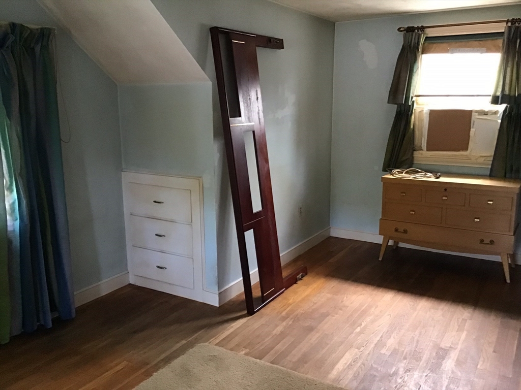 14 Locust St, Woburn, MA Photo #16