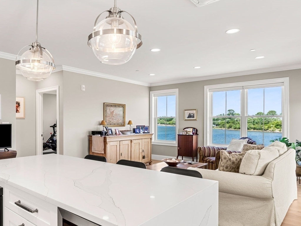 16 Franklin Street 2302