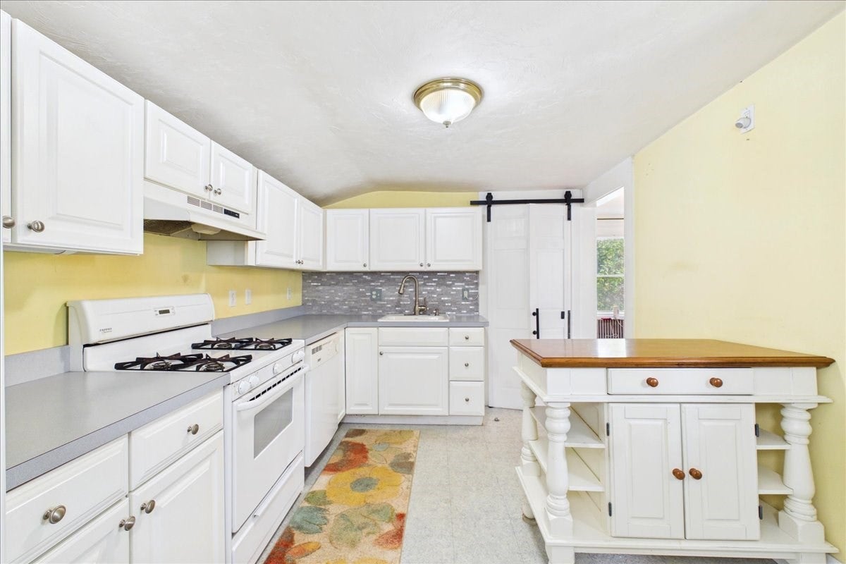 140 Lake St, Weymouth, MA, 140 Lake St, Weymouth, MA Photo #16