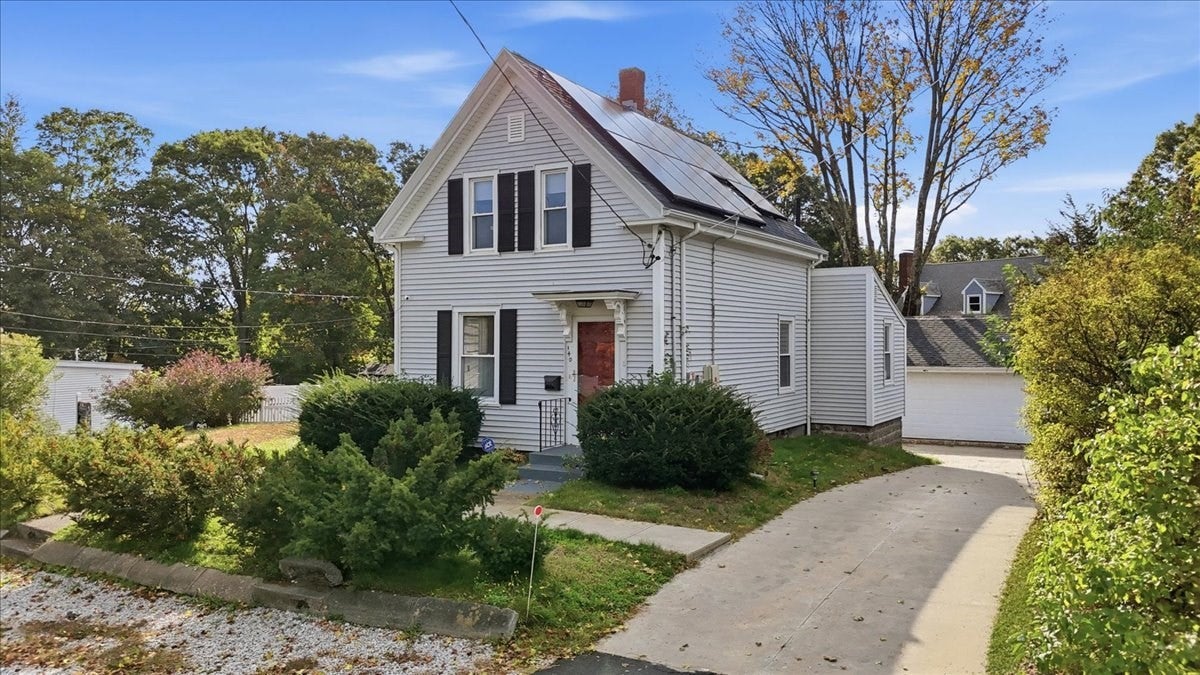 140 Lake St