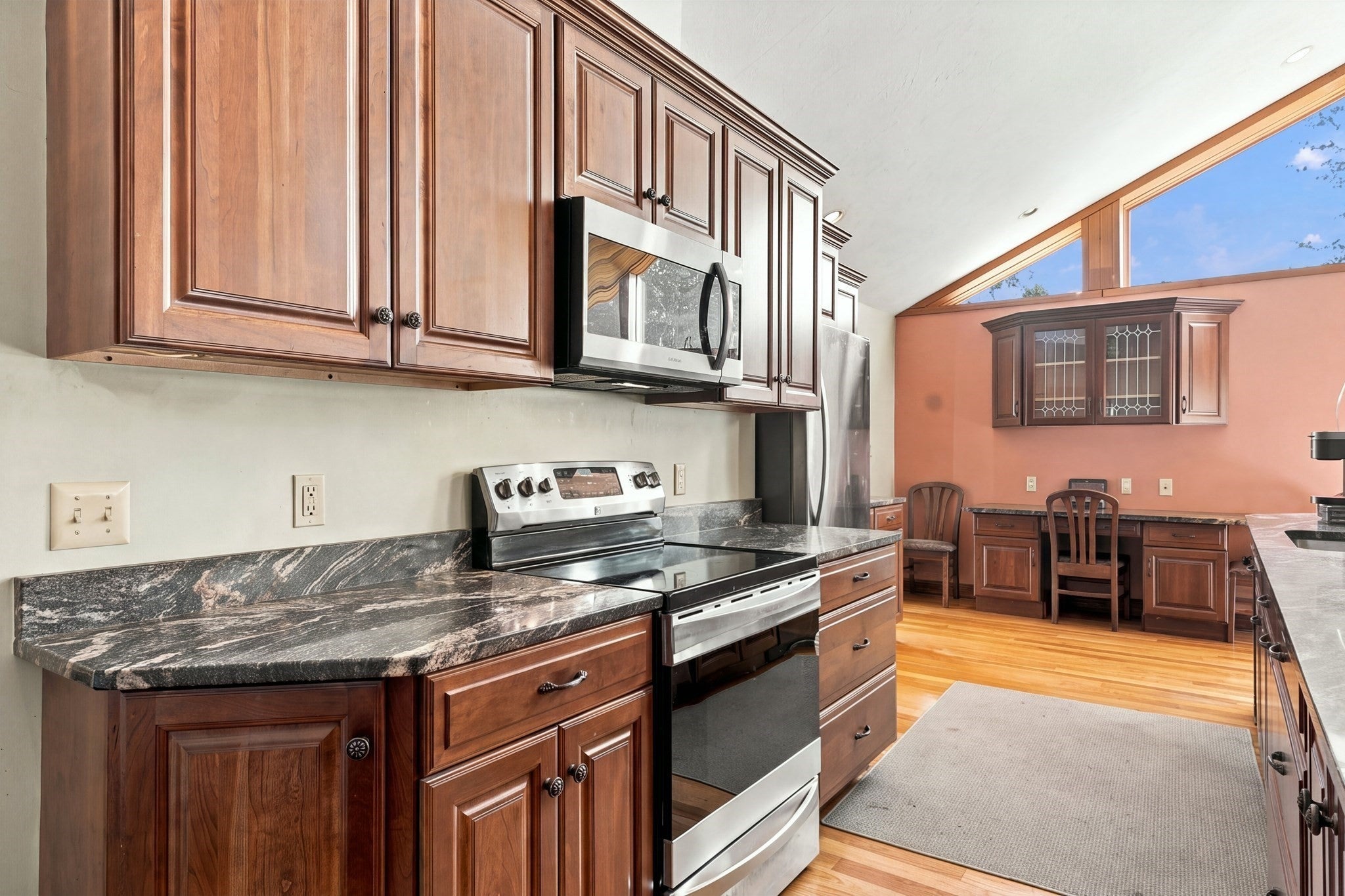 10 Davenport St, Worcester, MA, 10 Davenport St, Worcester, MA Photo #12