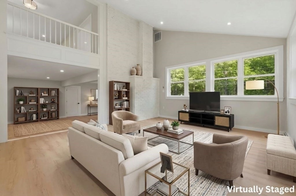 223 Clark Rd, Plymouth, MA Photo #11