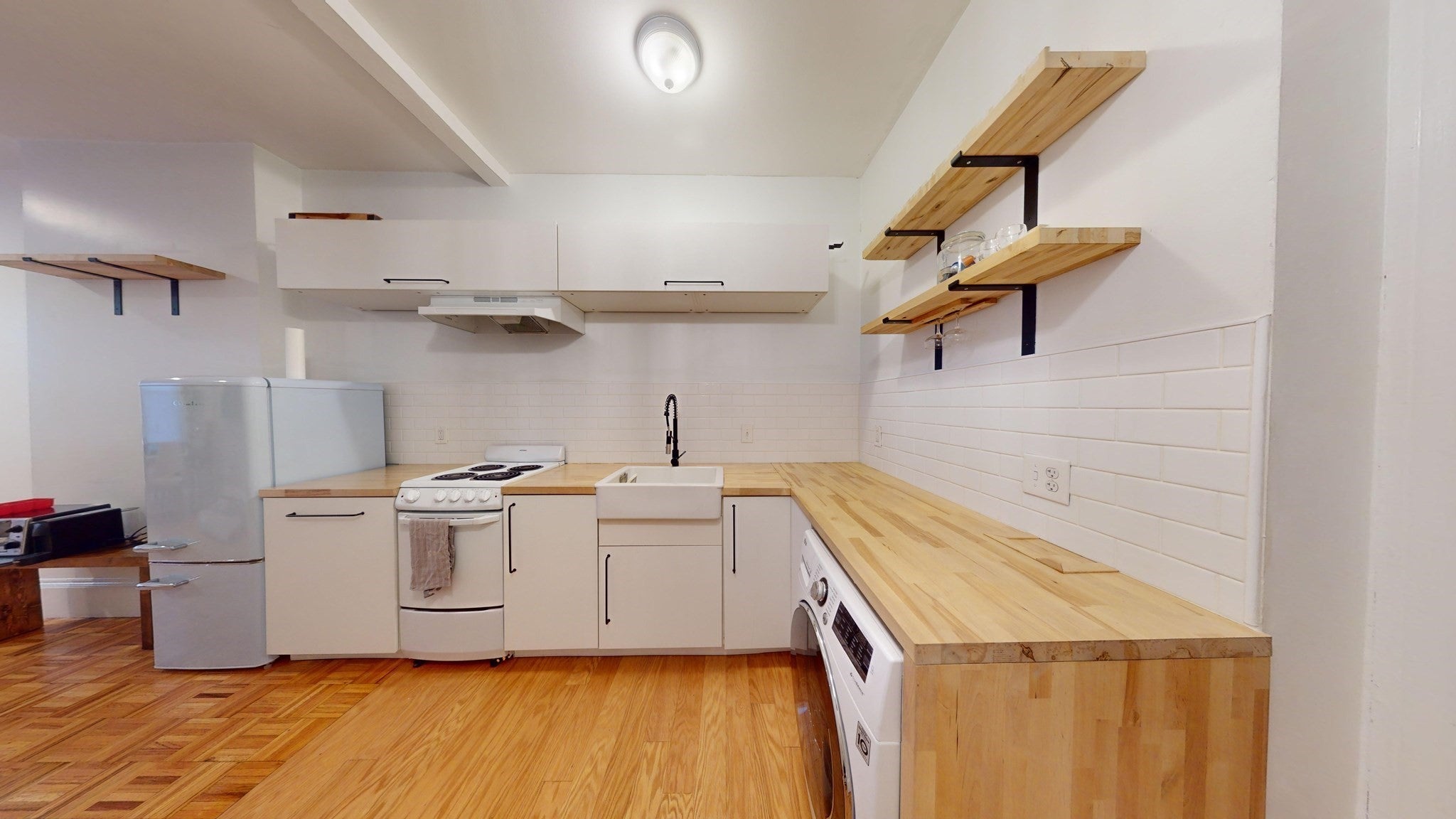 Photo of 210 Washington Avenue, Chelsea, MA