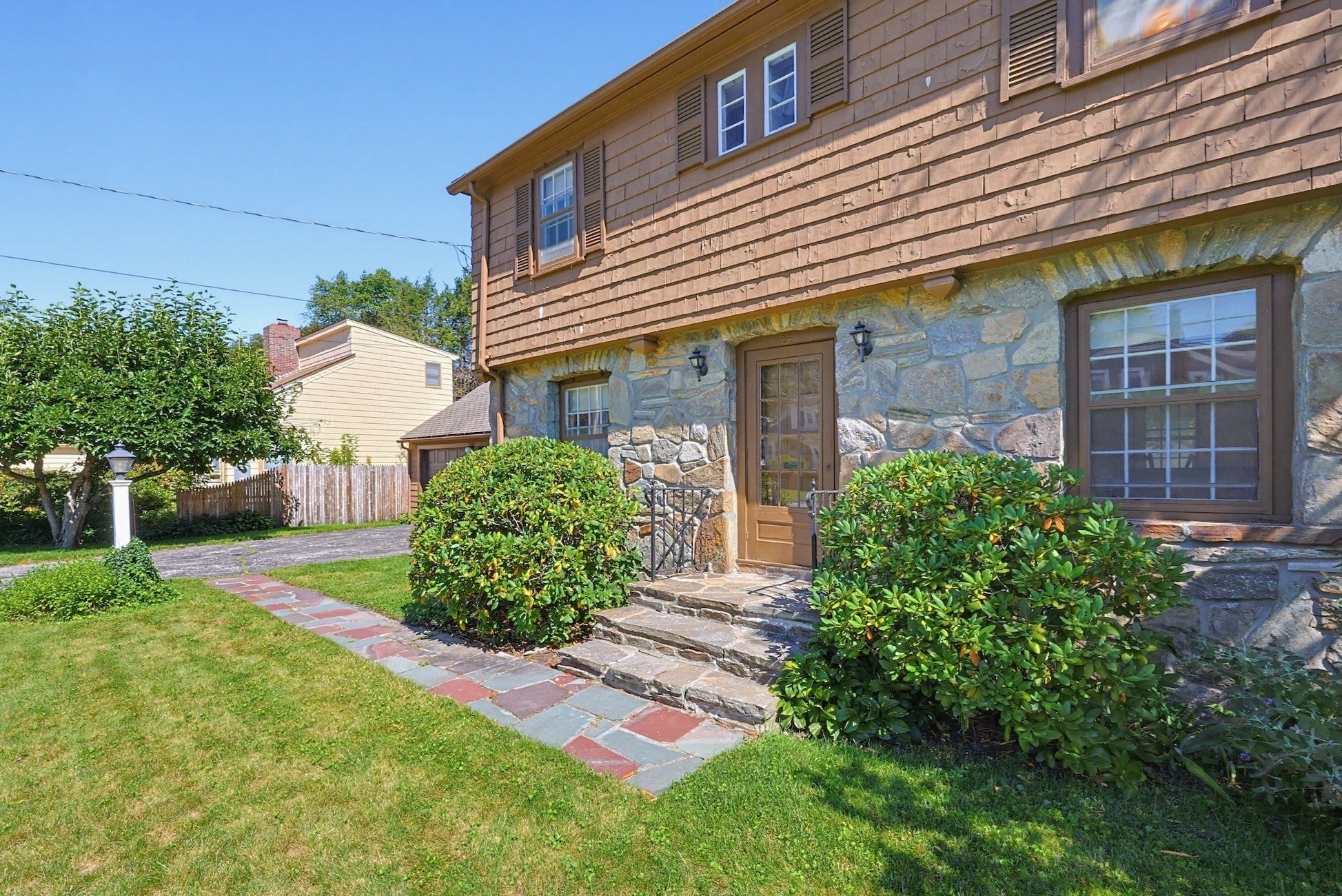 24 Stark Rd, Worcester, MA, 24 Stark Rd, Worcester, MA Photo #4
