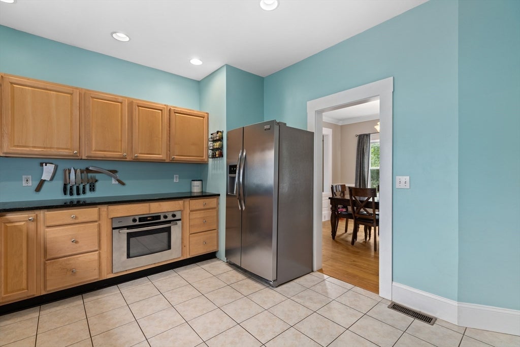396 Central St, Mansfield, MA, 396 Central St, Mansfield, MA Photo #3