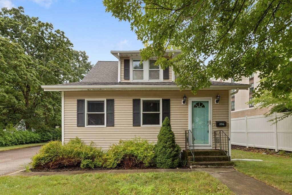 396 Central St, Mansfield, MA, 396 Central St, Mansfield, MA Photo #1