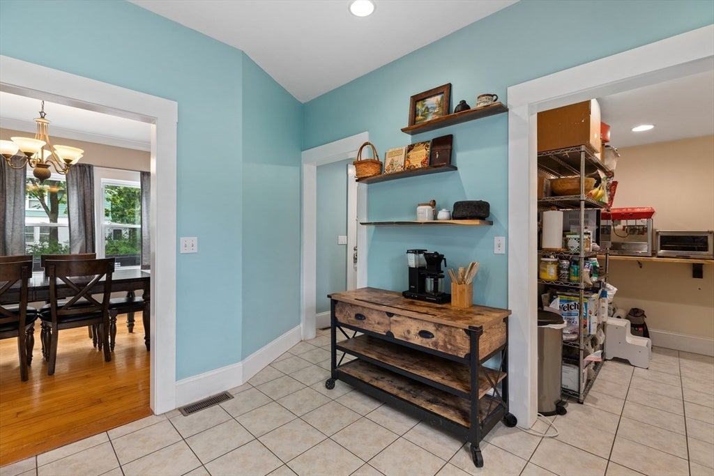 396 Central St, Mansfield, MA, 396 Central St, Mansfield, MA Photo #10