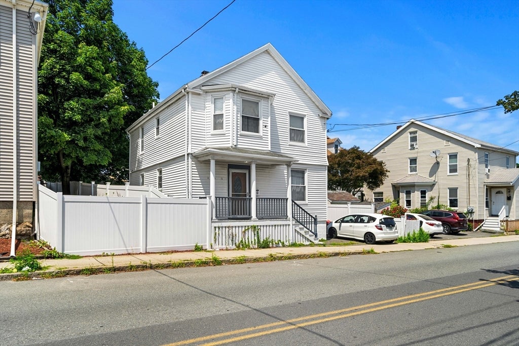 52 Mason St
