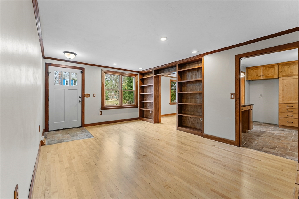 46 Perry Henderson Dr