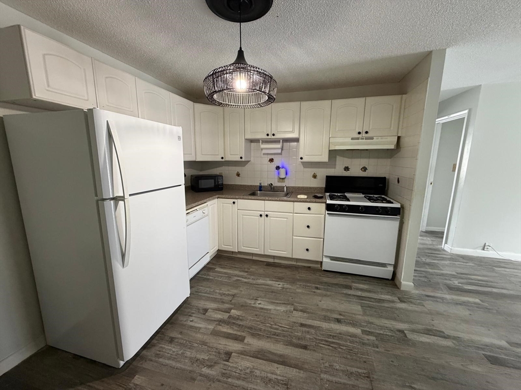 351 Pawtucket Blvd 29