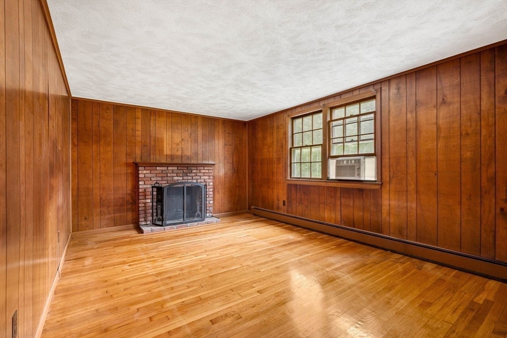 4 Heard Drive, Ipswich, MA Photo #14