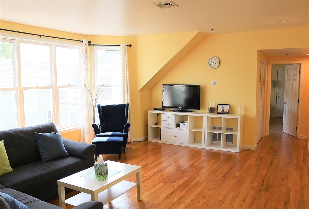 205 Richdale Ave A20