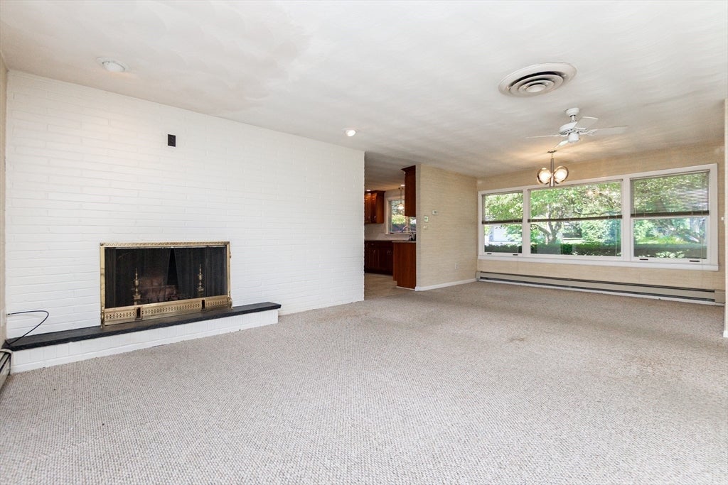 4 Craig Rd