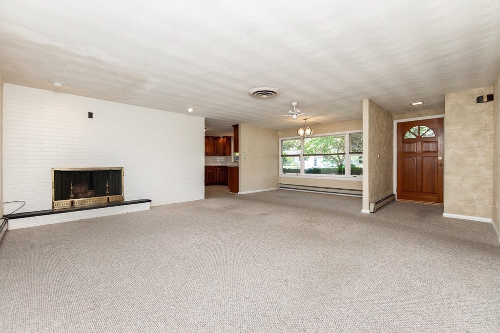 4 Craig Rd